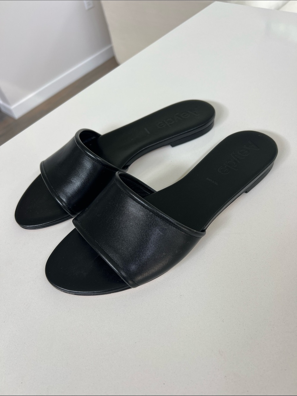Aeyde sumi black leather open toe flat sandals slides size 41